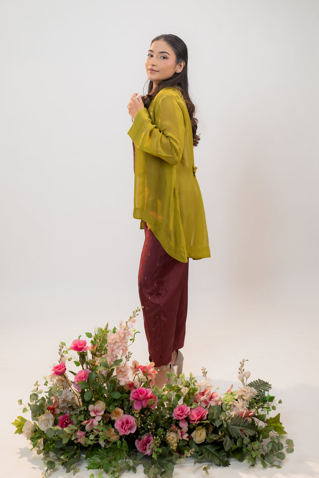 SORA — Mid-Length Jacket in Warm Olive